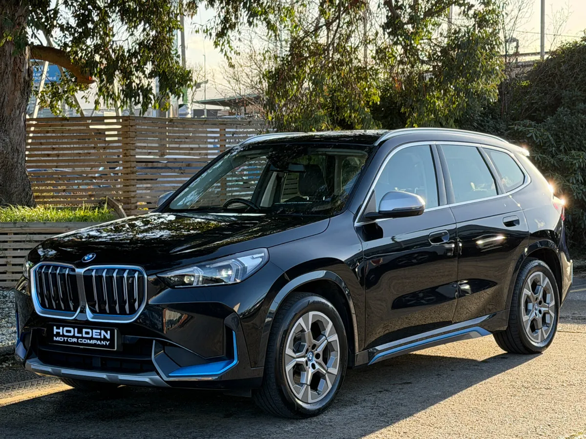 2023 BMW iX1..XDRIVE..HEAD UP DISPLAY - Image 1