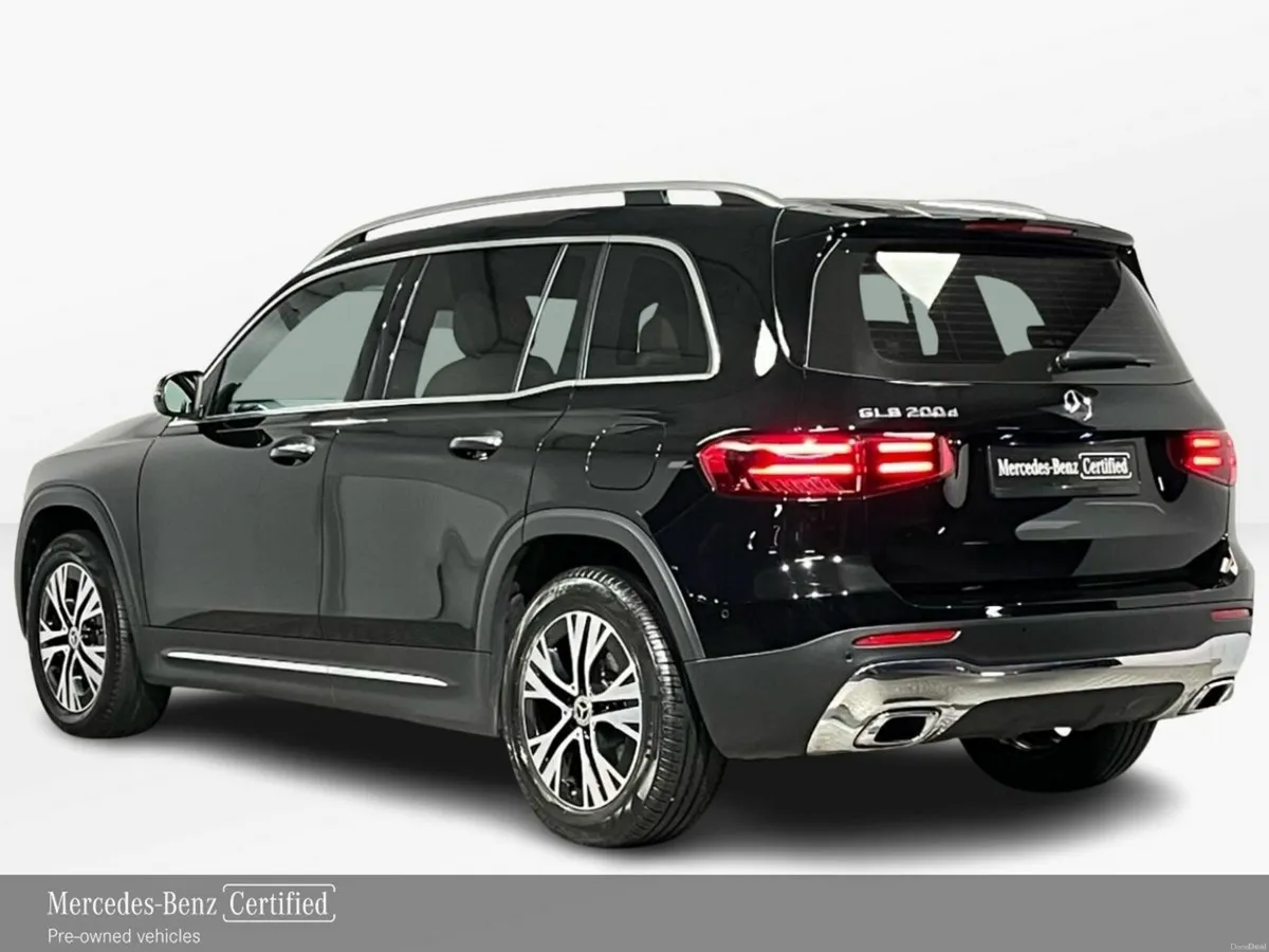 Mercedes-Benz GLB 200d 5 Seat Progressive - Revers - Image 4