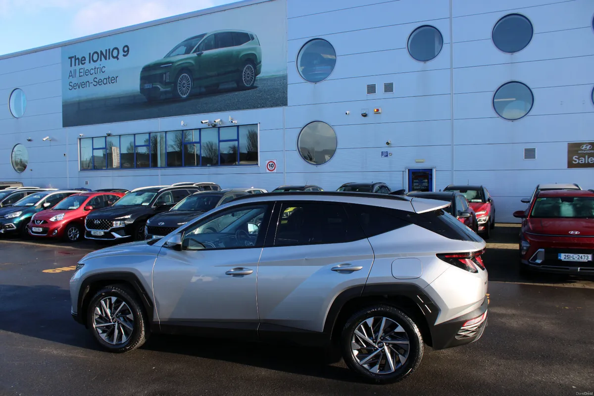 Hyundai Tucson 2023 - Image 2