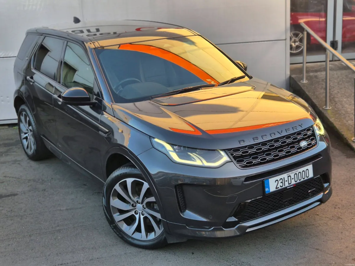 2023 Land Rover Discovery Sport HSE P300e - Image 3