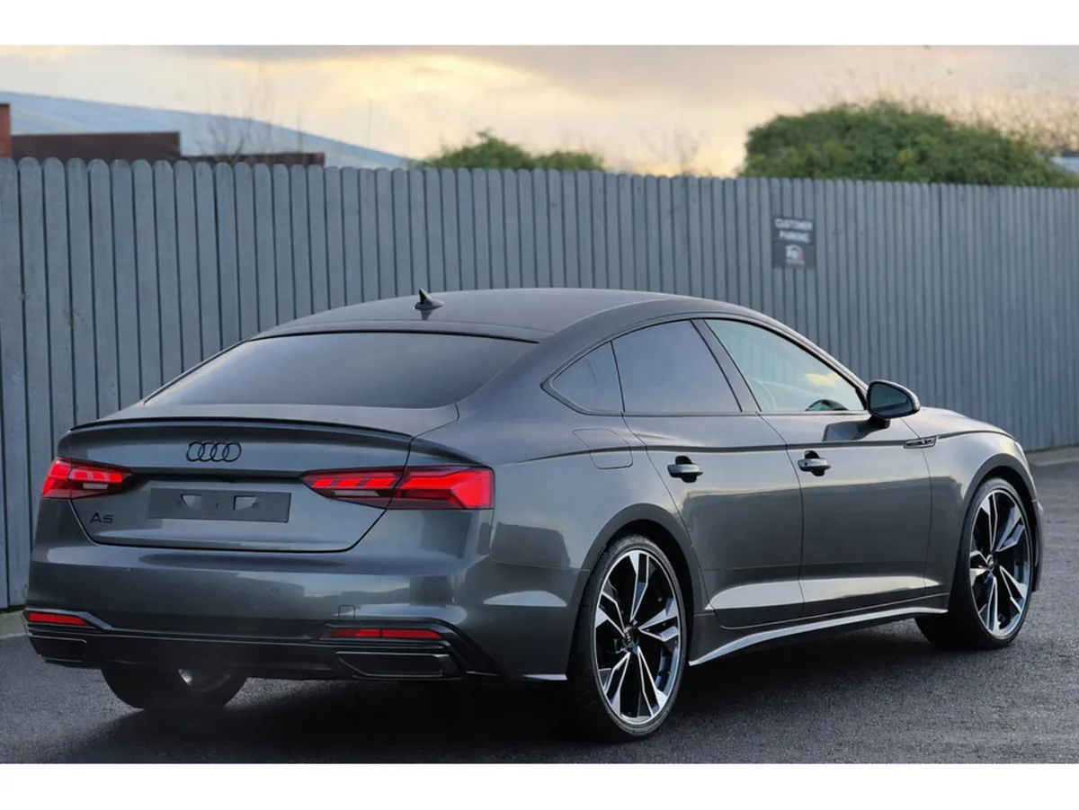 Audi A5 Only 19500 miles S-Line Black Edition Fact - Image 4