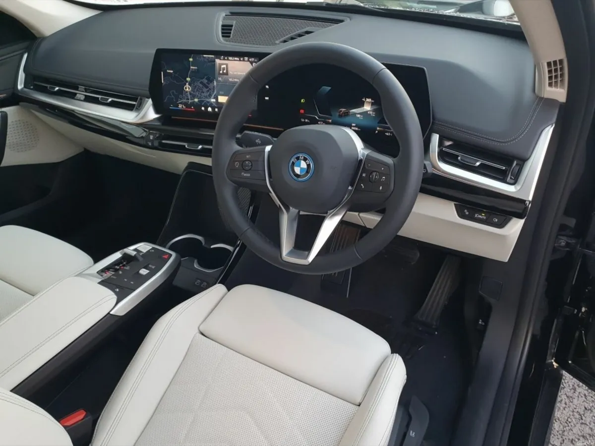 BMW iX1 eDrive20 xLine - Image 6