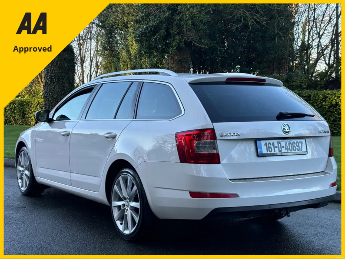 Skoda Octavia 1.6 TDI STYLE COMBI 2016 - Image 4