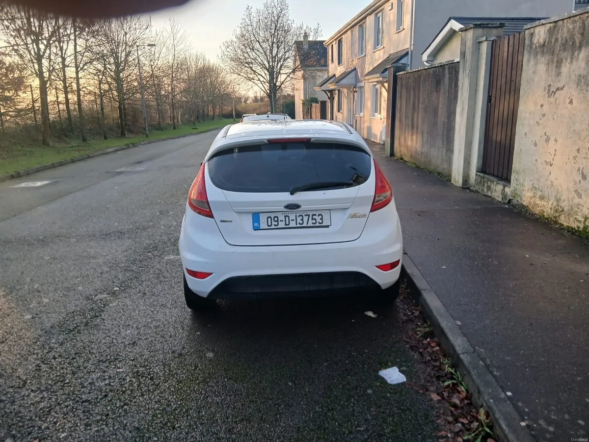 Ford Fiesta 2009 - Image 4