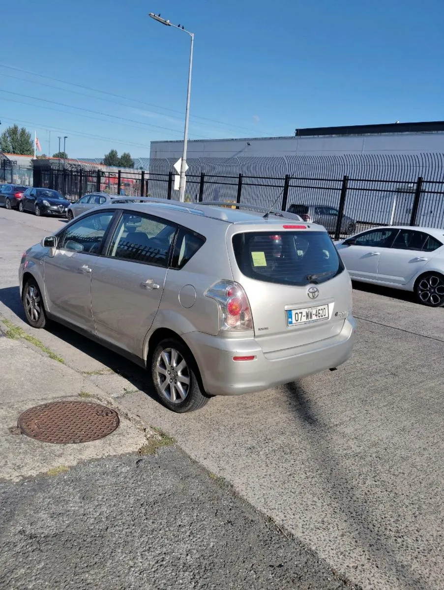 Toyota Corolla Verso 2007 Quick sale - Image 4