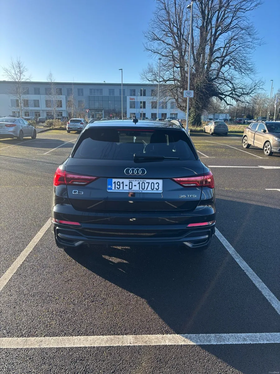 Audi Q3 Black Edition – 2019 (SE Spec) - Image 3