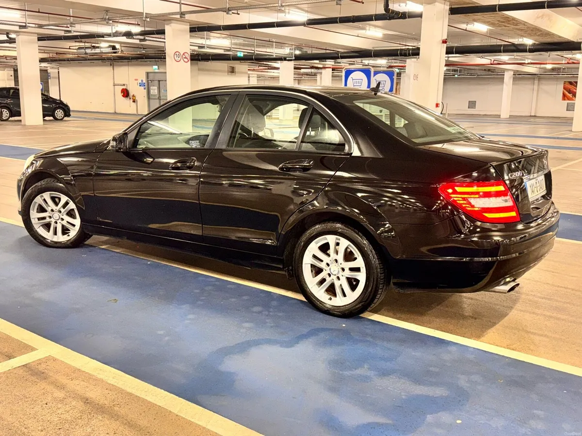 Mercedes c200 - Image 3