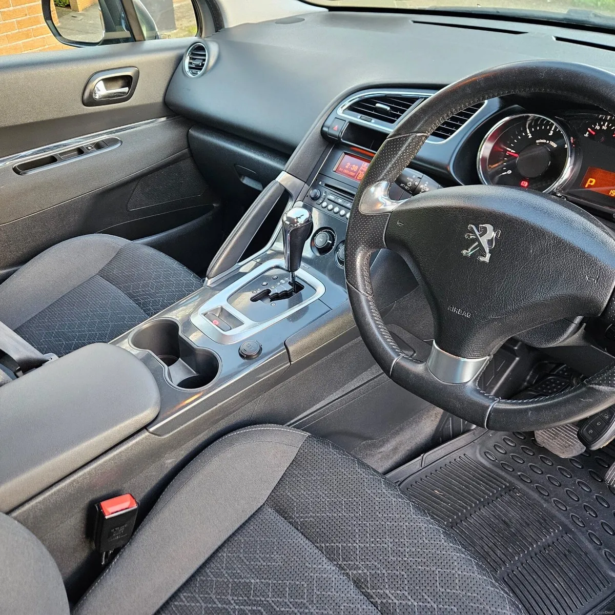 2016 Peugeot 3008 1.6 hdi auto - Image 3