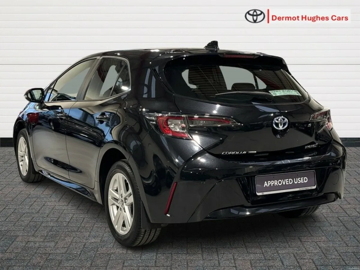 Toyota Corolla HYBRID LUNA H/B AUTO - Image 2