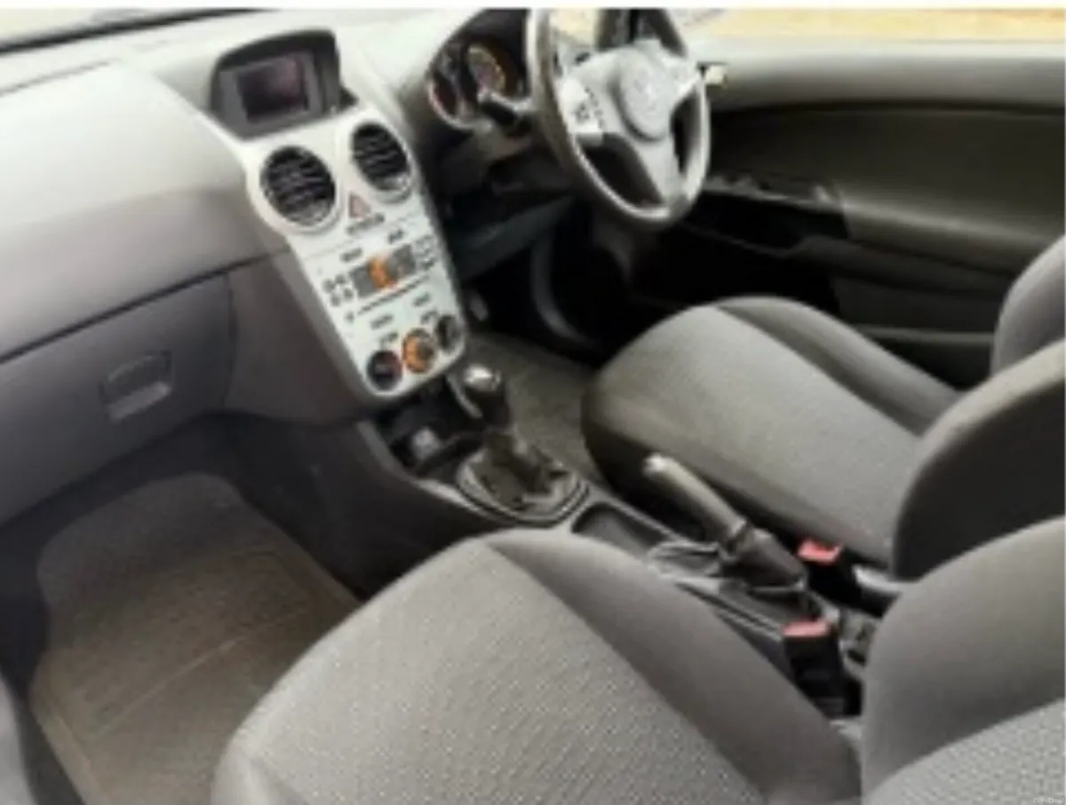 Vauxhall corsa 1.2L - Image 2