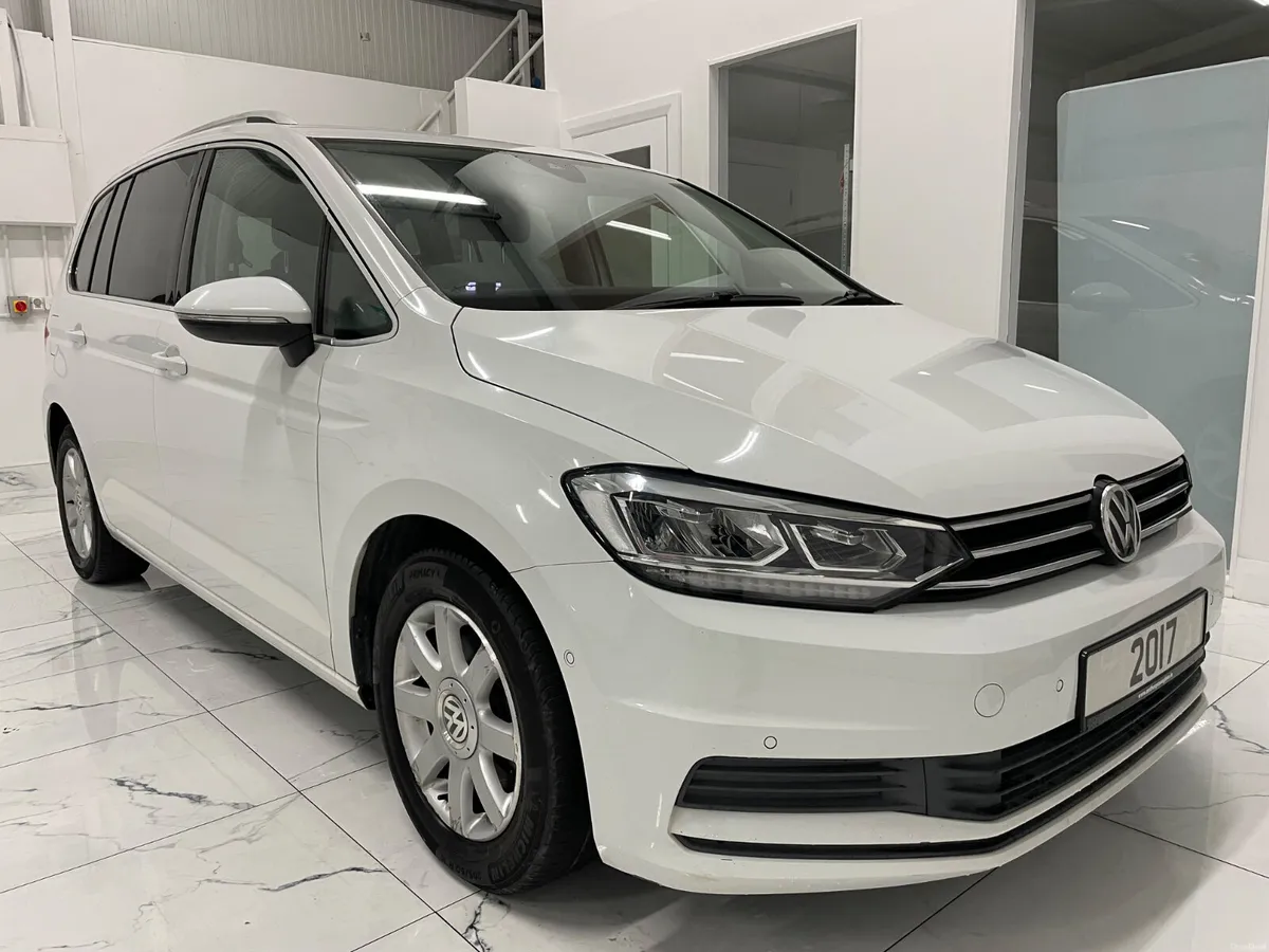2017 Vw Touran 7 Seater 1.4 Tsi  Dsg - Image 1