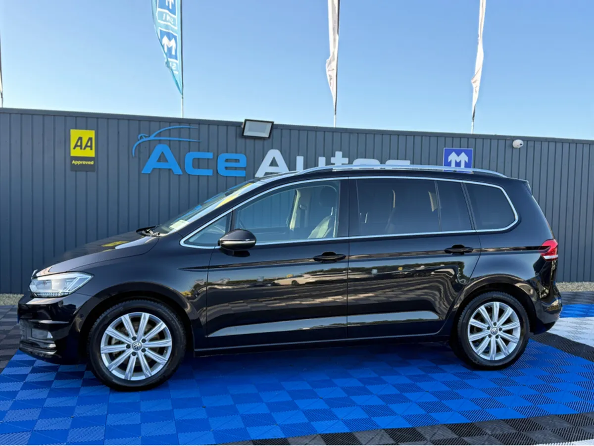 Volkswagen Touran **DEPOSIT TAKEN** HIGHLINE - 2.0 - Image 4