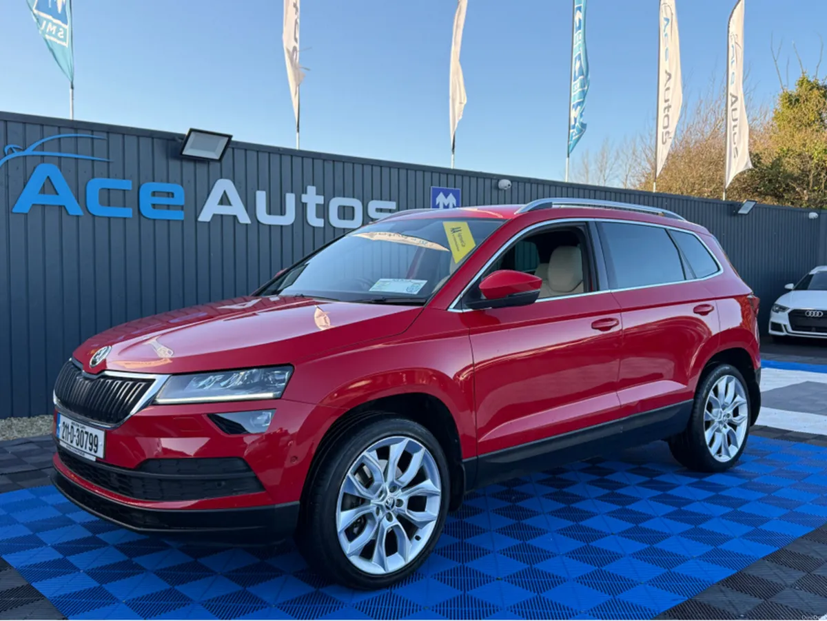 Skoda Karoq ** DEPOSIT TAKEN ** STYLE DSG AUTO 4X4 - Image 3