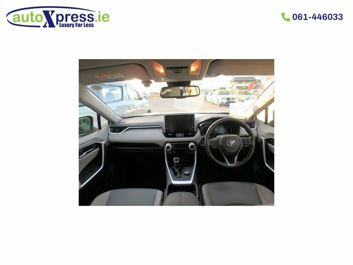 Toyota RAV4 HYBRID G 4WD Low mileage - Image 2