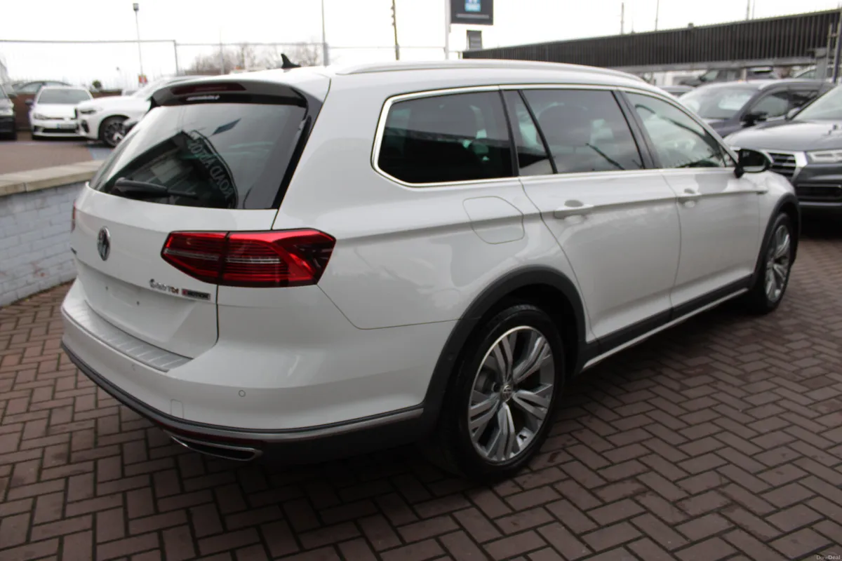 2.0TDI 150BHP ALLTRACK EDITION 5DR ESTATE AUTOMAT - Image 4