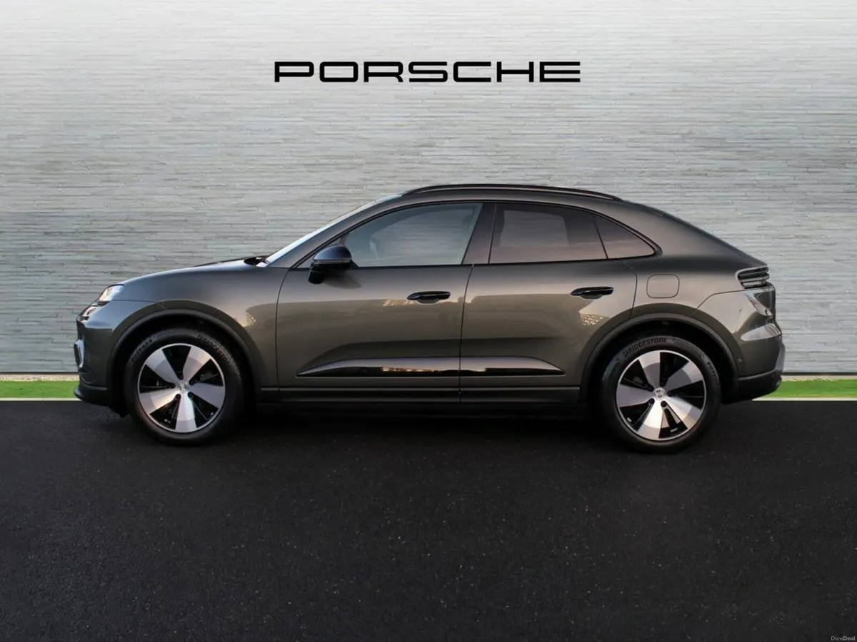 Porsche Macan Electric - Image 4