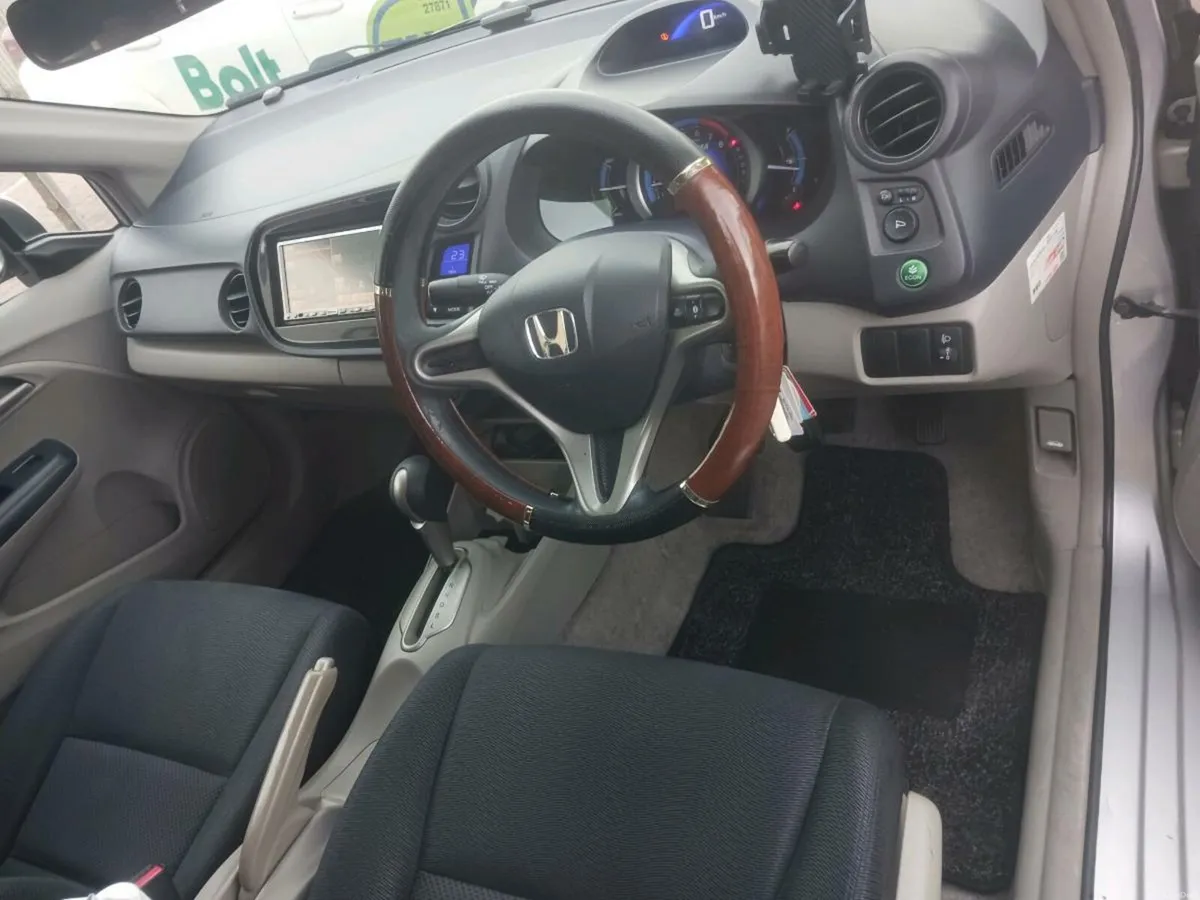 2009 Honda Insight 1.3 Hybrid - Automatic - Image 3