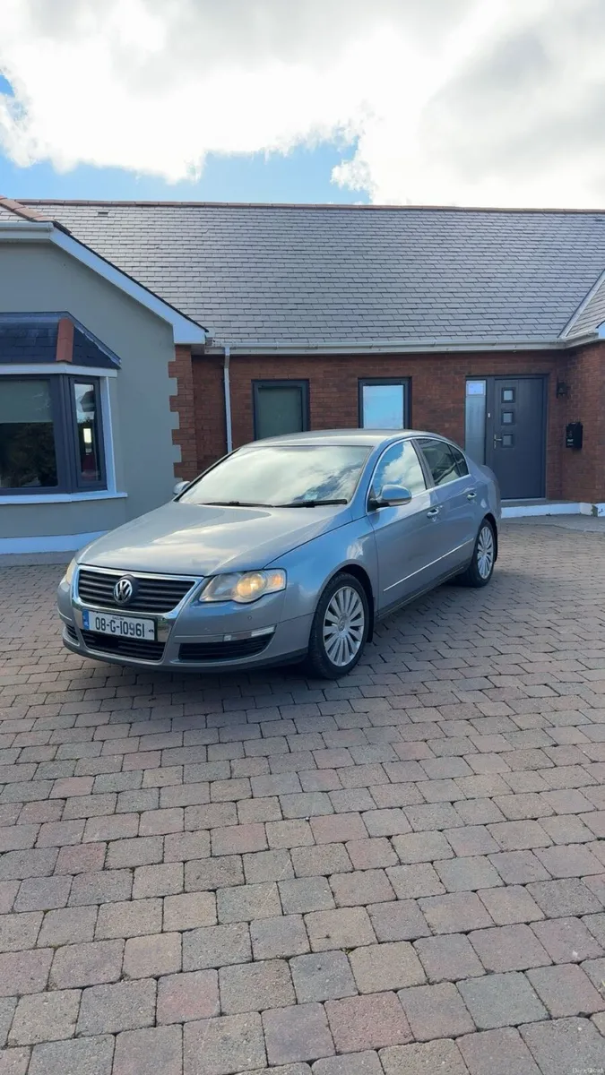 Volkswagen Passat Highline - Image 1