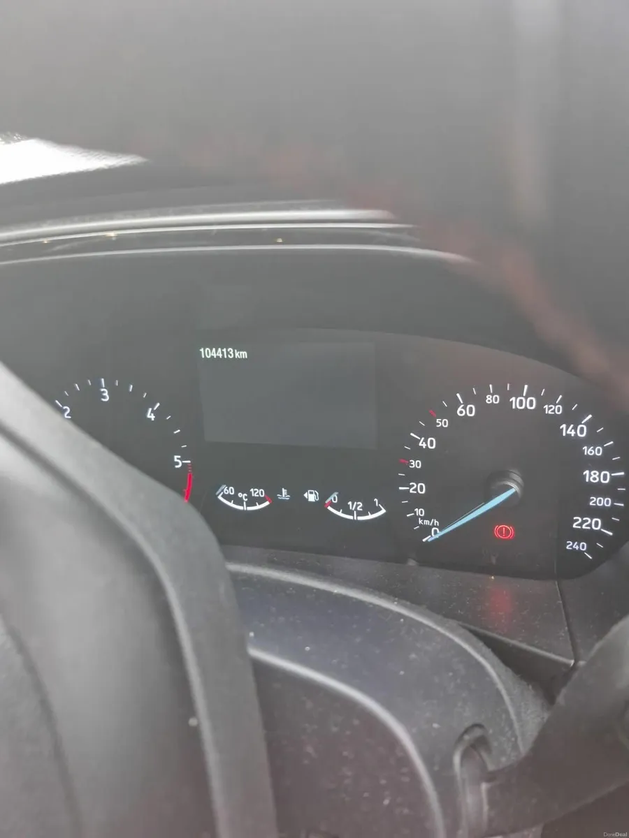 Ford Focus 2021 - Image 2