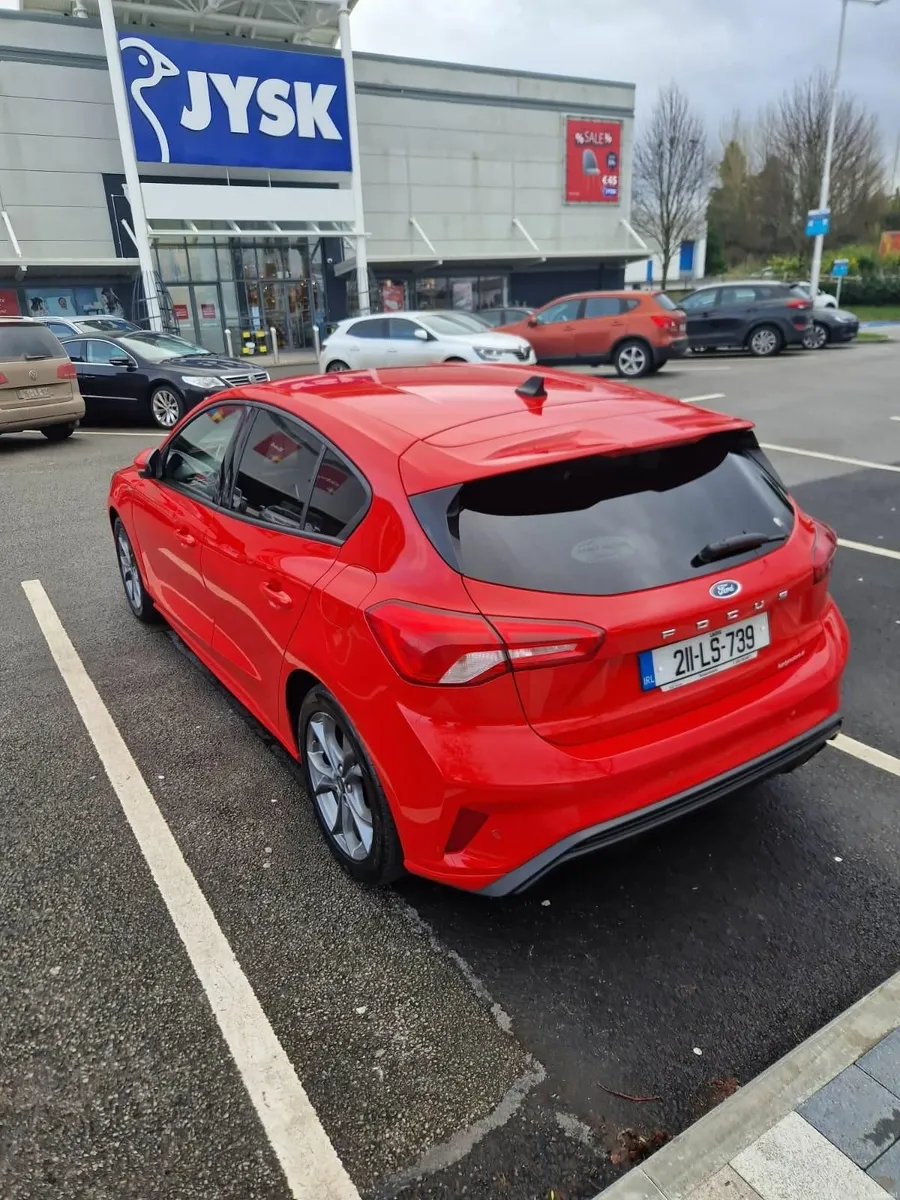 Ford Focus 2021 - Image 4
