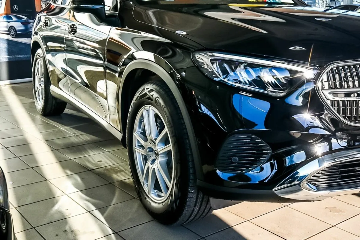 Mercedes-Benz GLC 220d Avantgarde 4Matic - Image 5