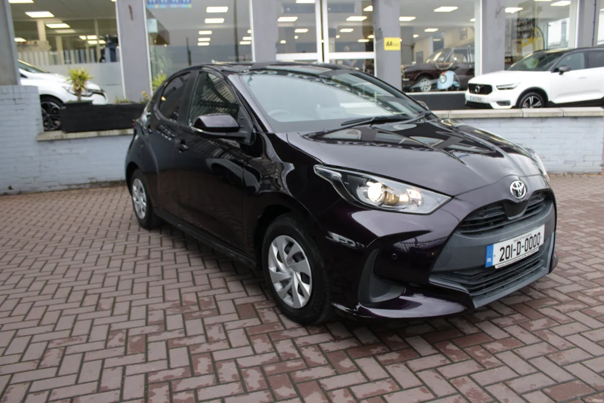 1.0 X-EDITION 5DR HATCHBACK AUTO // AS NEW CONDITI - Image 1