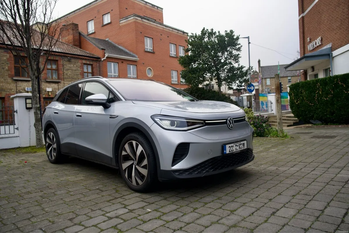 Volkswagen ID4 - Image 1