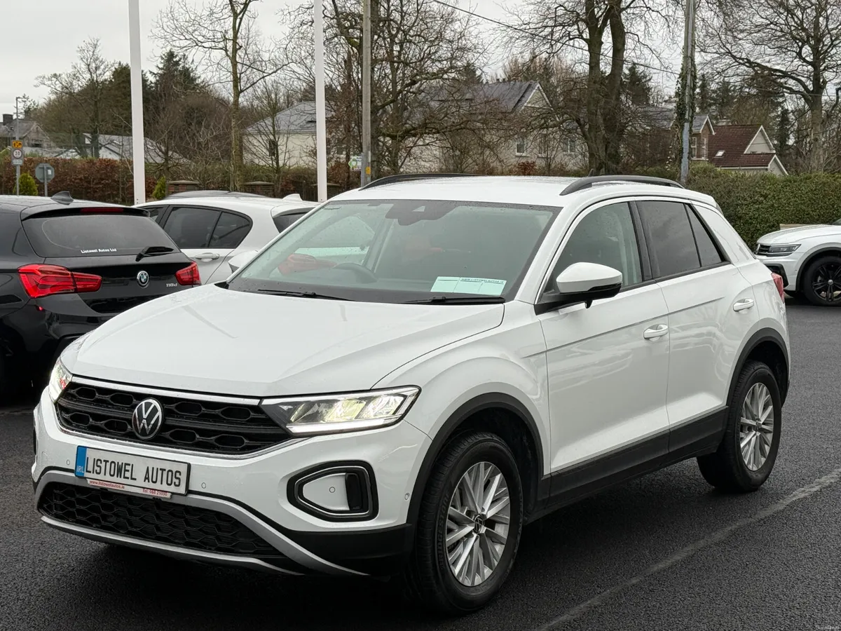 231 VW T-ROC 1.5 AUTOMATIC 150BHP PETROL - Image 6