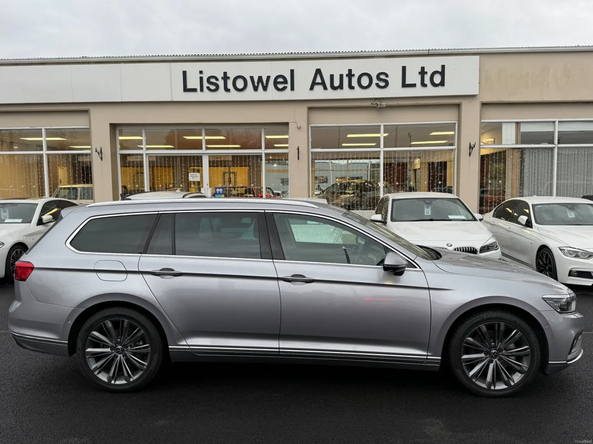 222 VW PASSAT ESTATE 2.0TDI 190BHP AUTOMATIC - Image 1