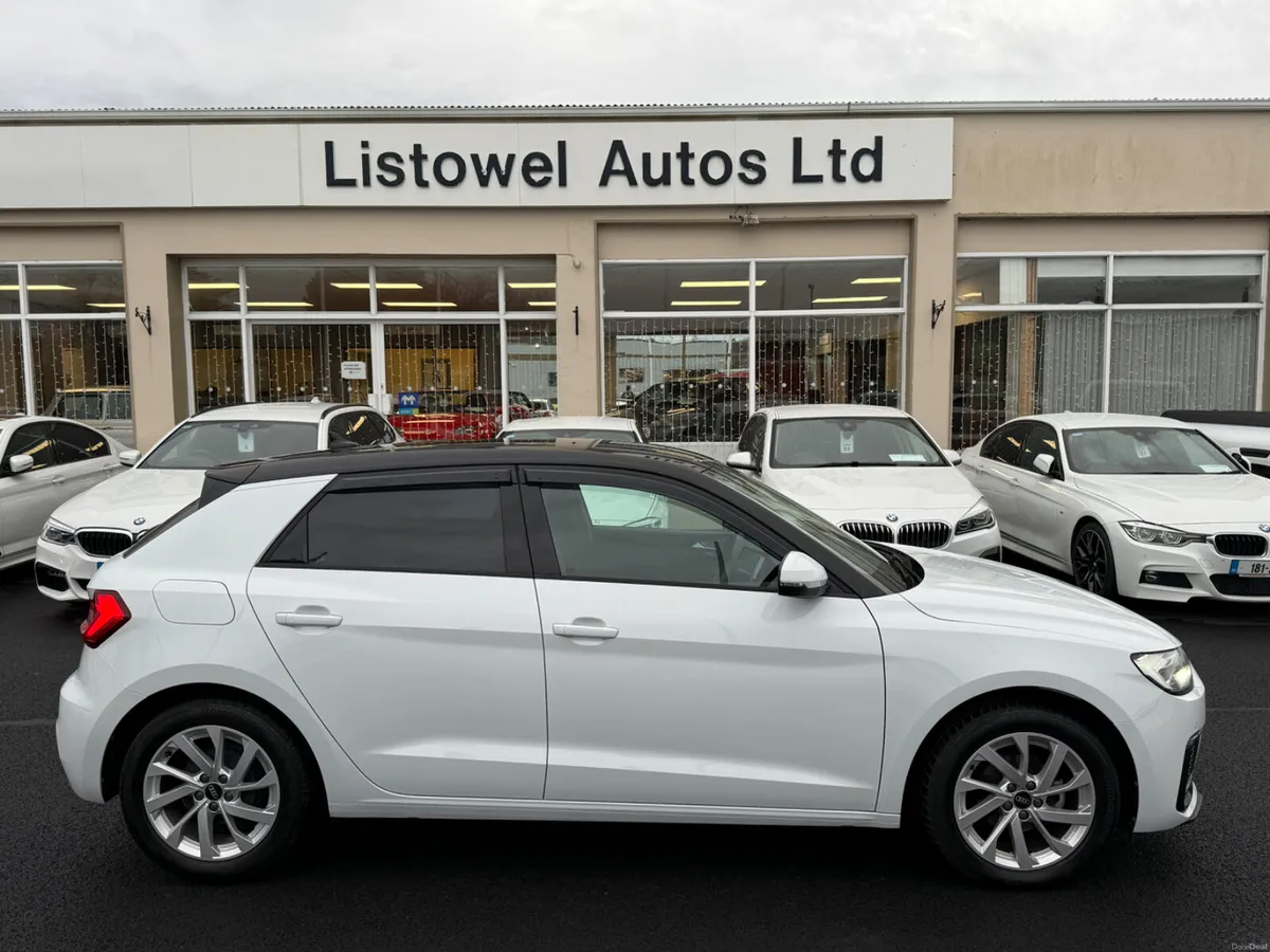 221 AUDI A1 ADVANCED 1.0  AUTOMATIC - Image 1