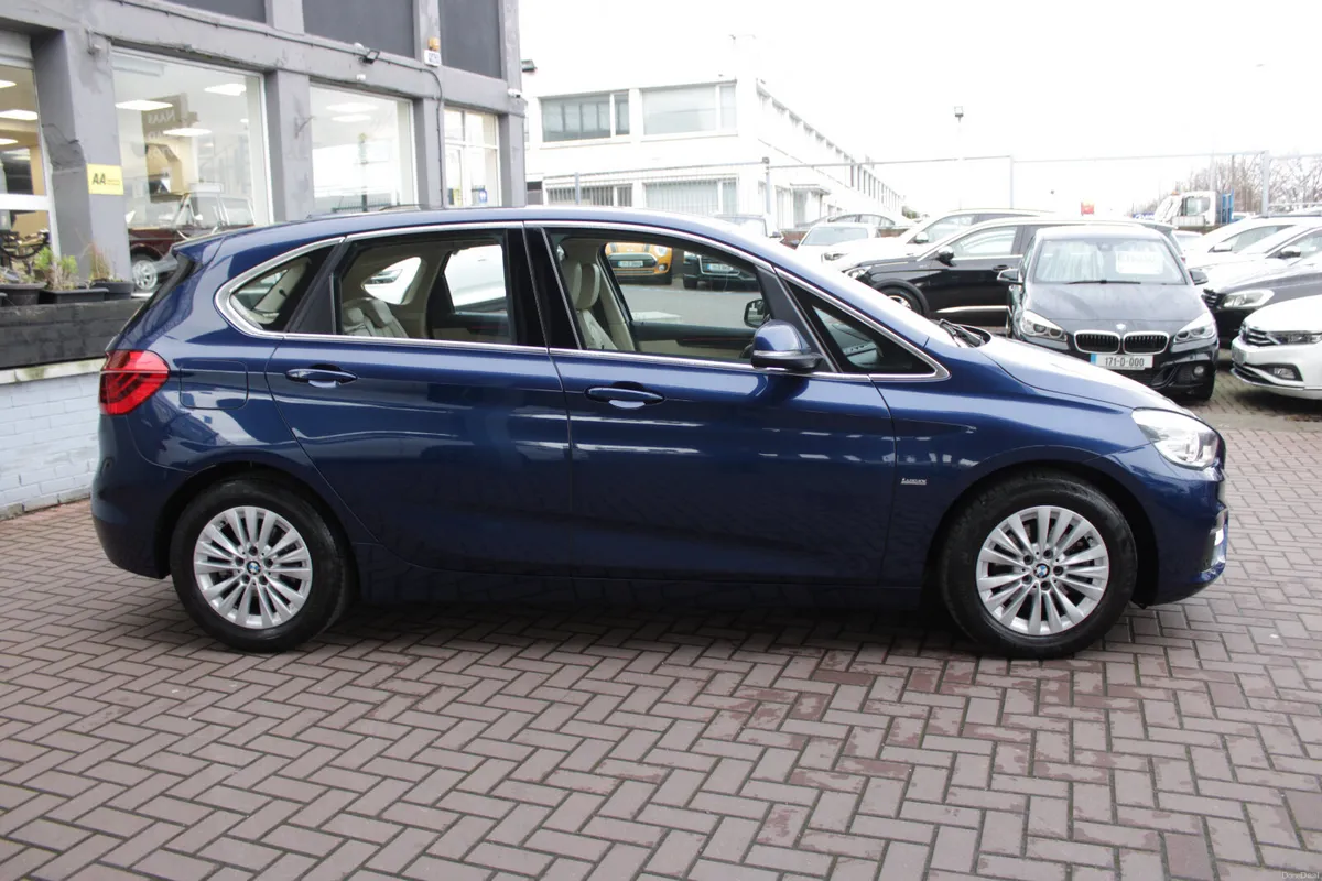 2017 BMW 218D - Image 3
