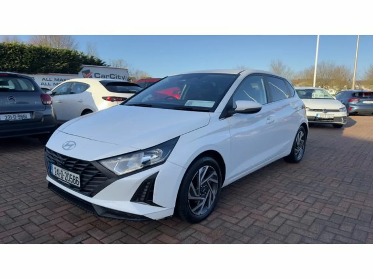 Hyundai i20 Deluxe Plus 5DR - Image 2