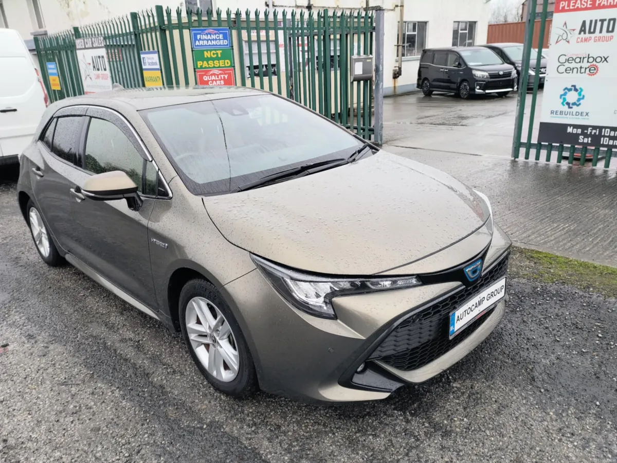 Toyota Corolla Sports 1.8 Hybrid !!! - Image 1
