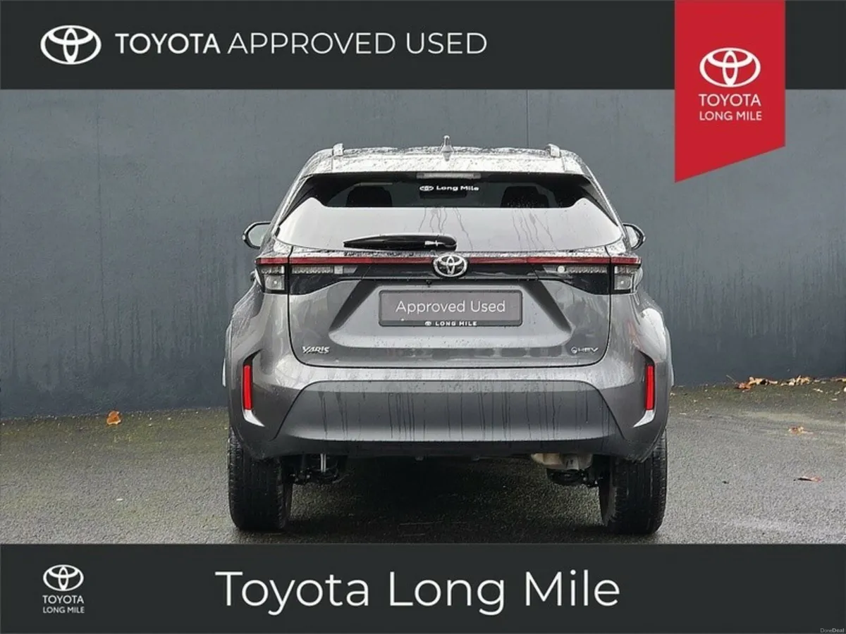 Toyota Yaris Cross 1.5 Hybrid Luna Sport 5dr - Image 4