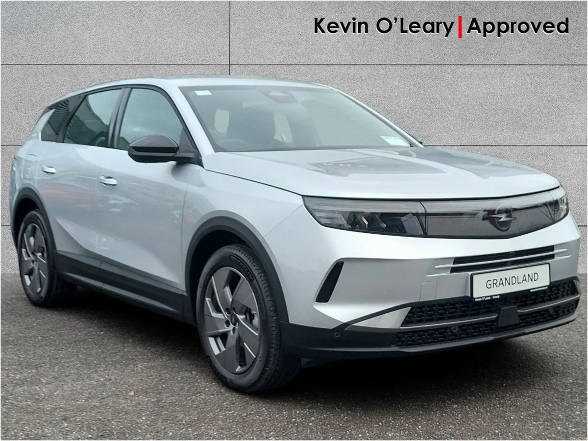 Opel Grandland Elegance Hybrid 136BHP - Image 1