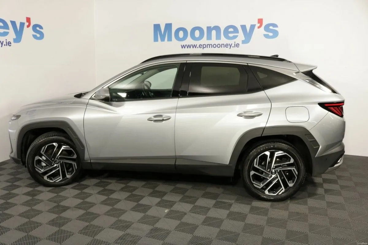 Hyundai Tucson PHEV Platinum 1.6L Petrol Automatic - Image 5