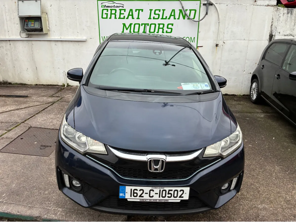 Honda Fit DAA-GP5 - Image 2