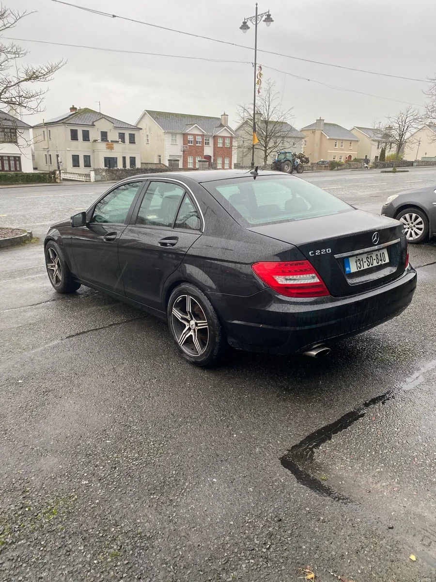 Mercedes Benz C-Class C220D Manual 08/26 NST - Image 4