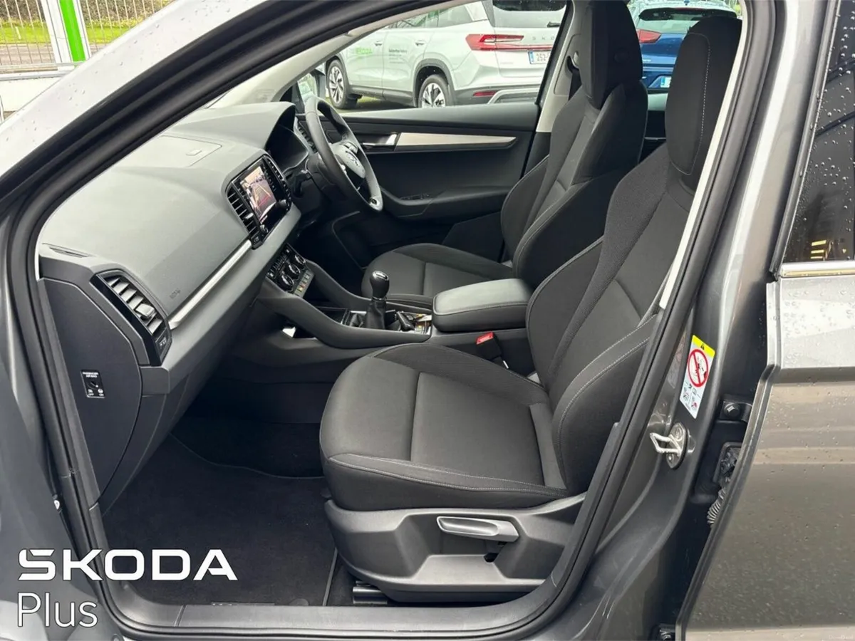 Skoda Karoq SELECTION 1.0TSI 115HP - Image 3