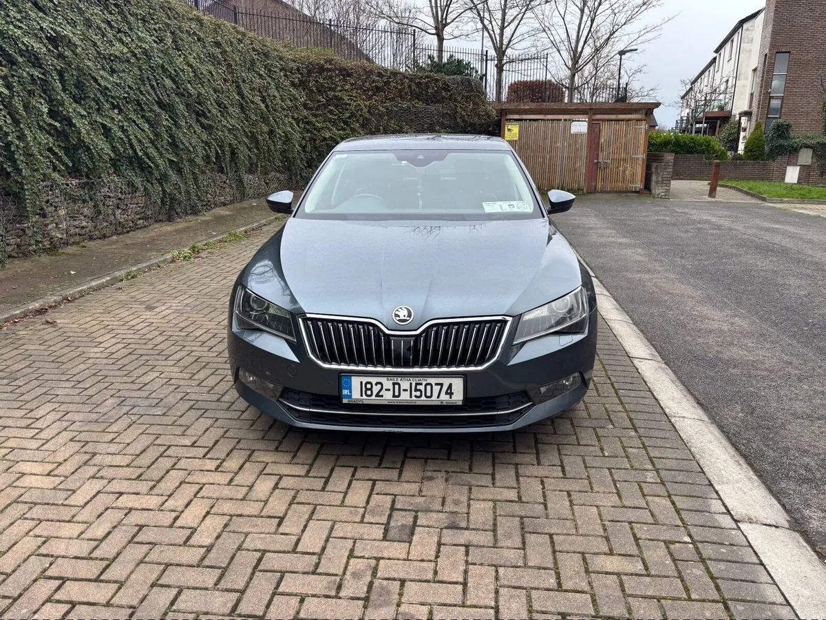 Skoda Superb 2018 - Image 2
