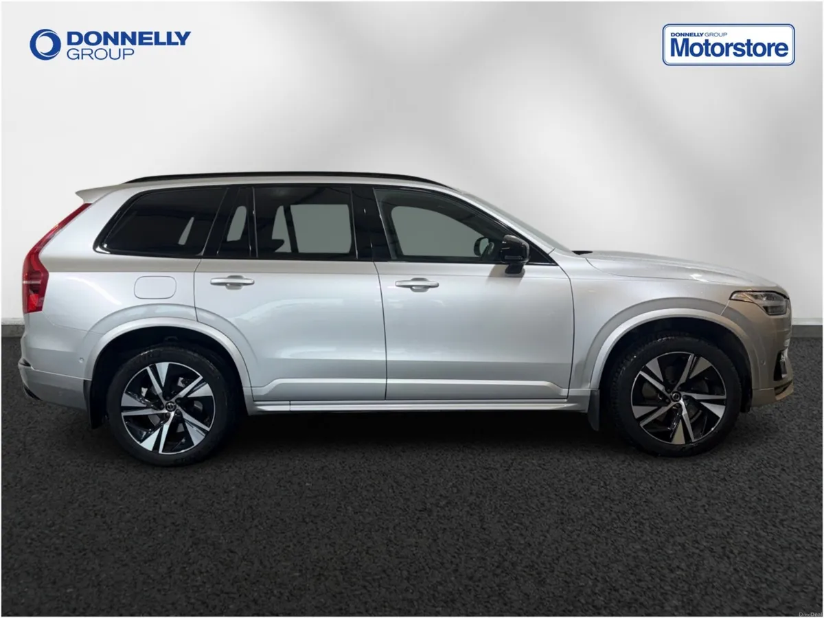 Volvo XC90 Diesel Estate R DESIGN - Image 3