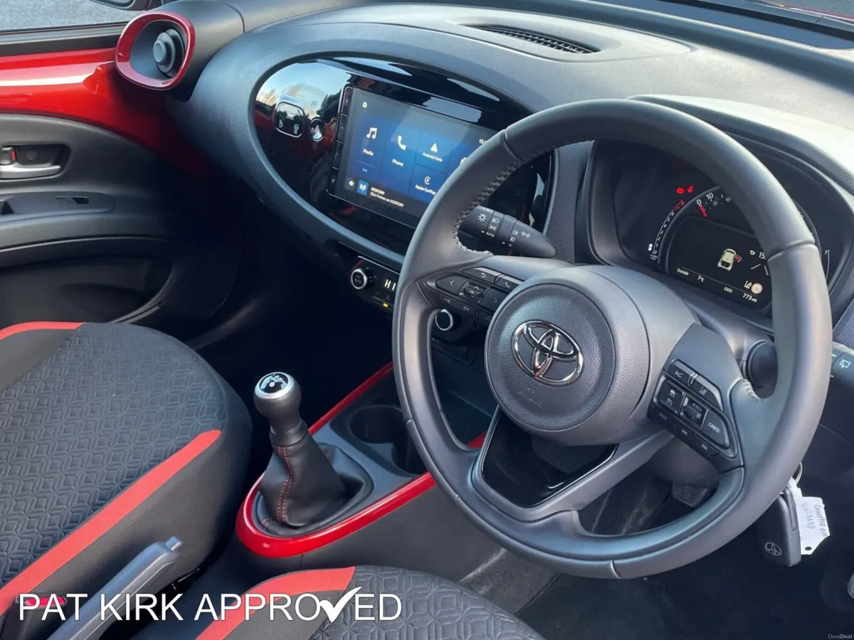 Toyota Aygo X Hatchback Edge - Image 5