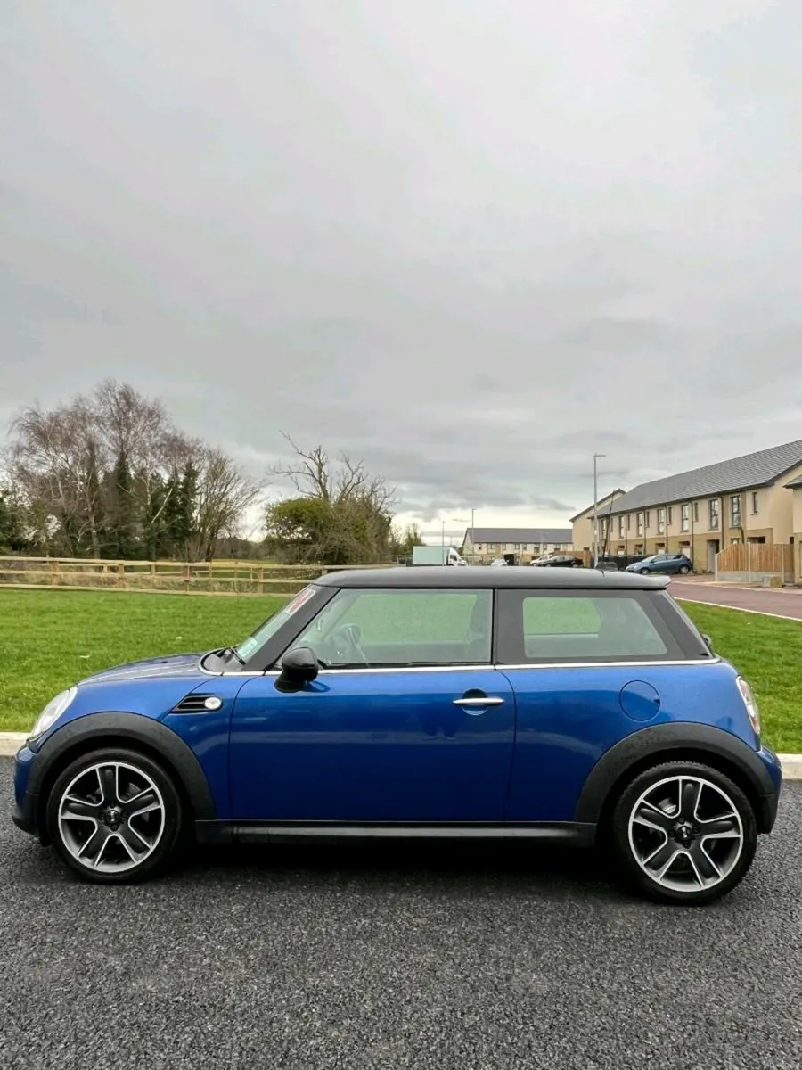2012 Mini Cooper D Blue 1.6 L - Image 4