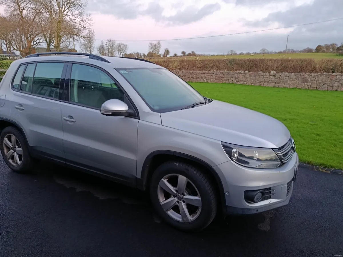 Volkswagen Tiguan 2012 - Image 1