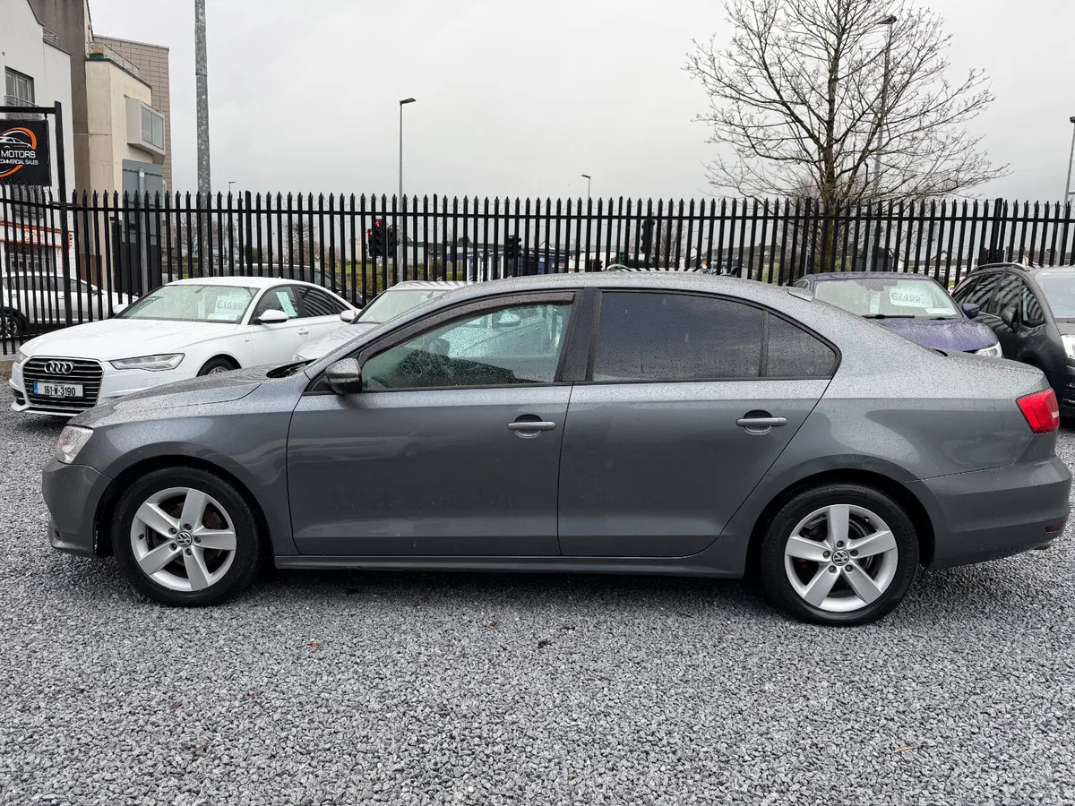 2015 (151) Volkswagen Jetta 2.0 TDI 110HP CLine - Image 4