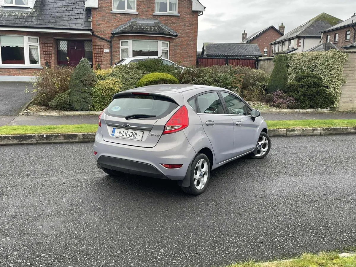 2011 Ford fiesta 1.2 petrol nct 07/26 tax 05/26 - Image 4