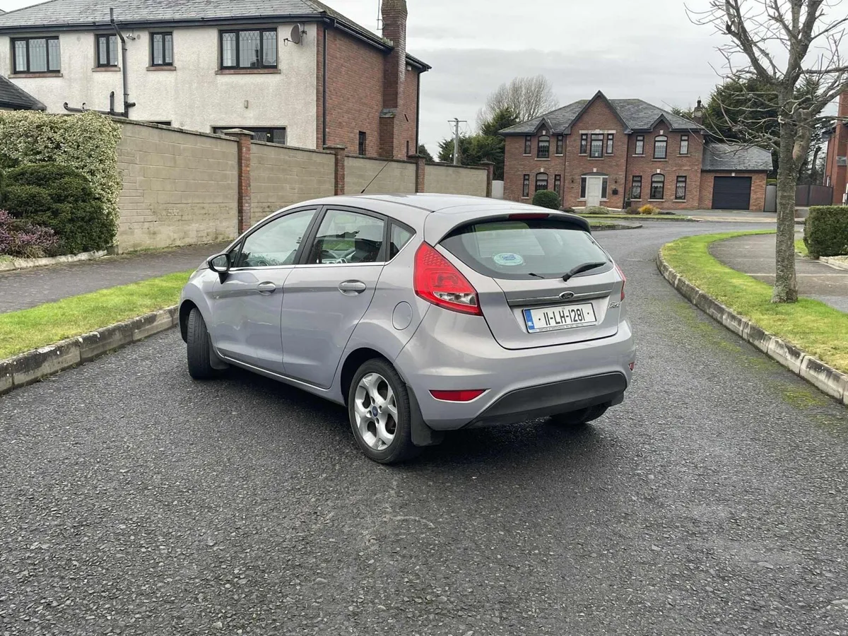 2011 Ford fiesta 1.2 petrol nct 07/26 tax 05/26 - Image 2