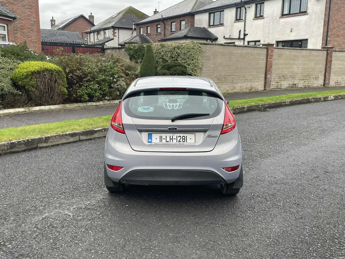 2011 Ford fiesta 1.2 petrol nct 07/26 tax 05/26 - Image 3