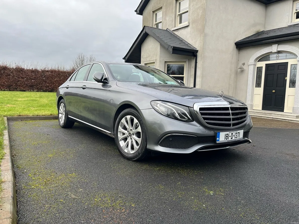 Mercedes Benz - E200 D - AVANTGARDE EXECUTIVE - Image 4