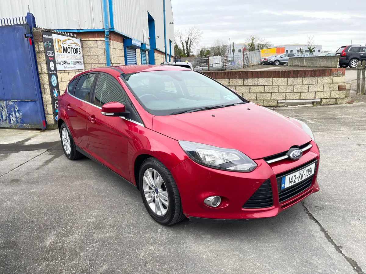 Ford Focus 1.6Titanium Navigator,Automatic,New NCT - Image 3
